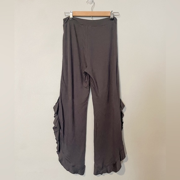 Matilda Jane Cascading Ruffle Leggings Pants - Grey - Picture 4 of 5